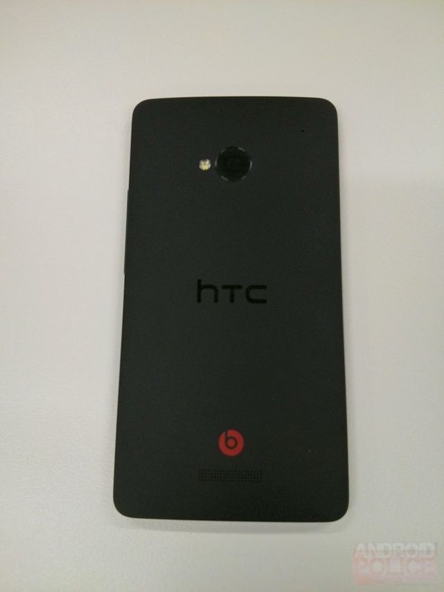 HTC-M7-back