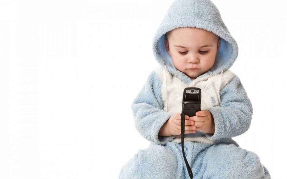 baby-cell-phone