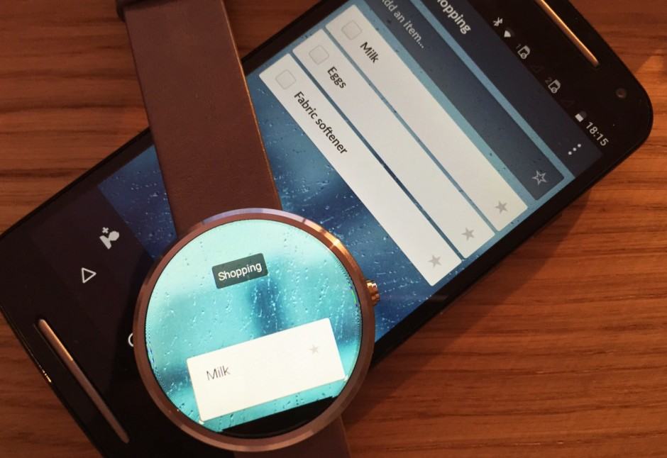Wunderlist lists on the Moto 360. Photo: Killian Bell/Cult of Android