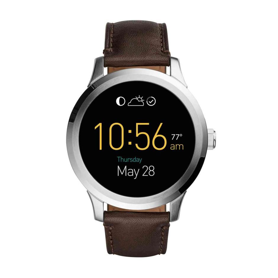 The Q Founder also comes with a leather strap. Photo: Fossil