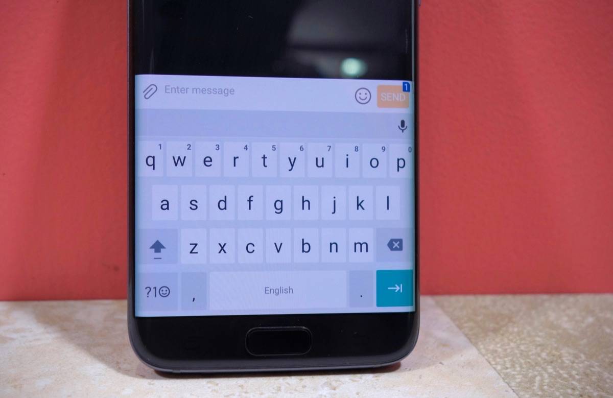 Google Keyboard for Android gets a big update. Photo: Rajesh Pandey/Cult of Android